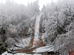 皖西“雪鄉(xiāng)”天堂寨 一抹冬色入夢來